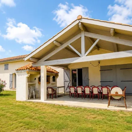Ferme Rénovée 14 Pers, Barbecue Et Grand Jardin Hébergement de vacances *