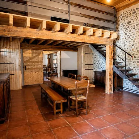 Ferme Rénovée 14 Pers, Barbecue Et Grand Jardin Arne